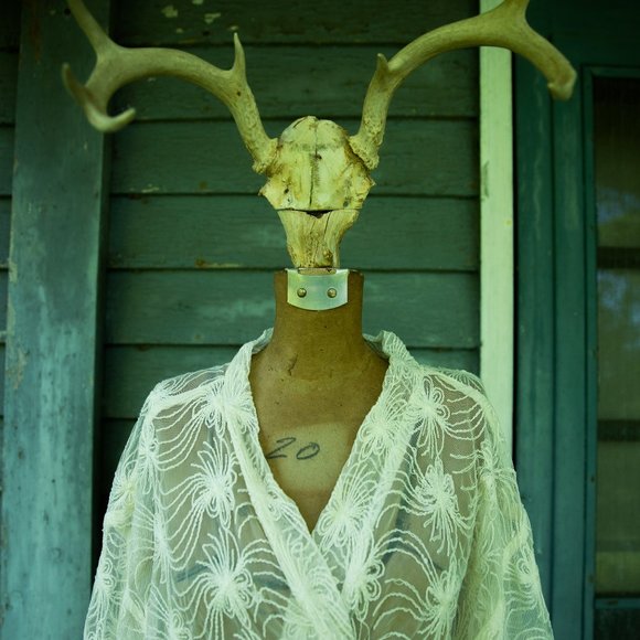 Ivory Sheer Robe / Duster - Picture 4 of 5